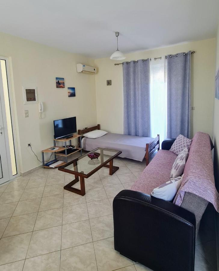 Retas Apartment Up Kremastí Екстериор снимка